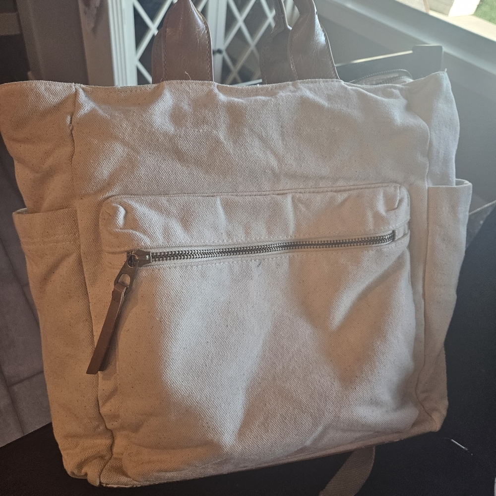 Universal thread utility backback